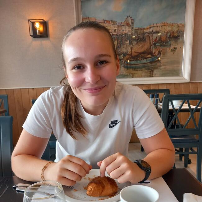 Babysitter in Erpe: Hanne