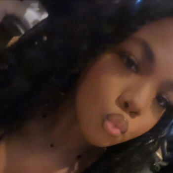 Baby-sitter Laval: Nayla