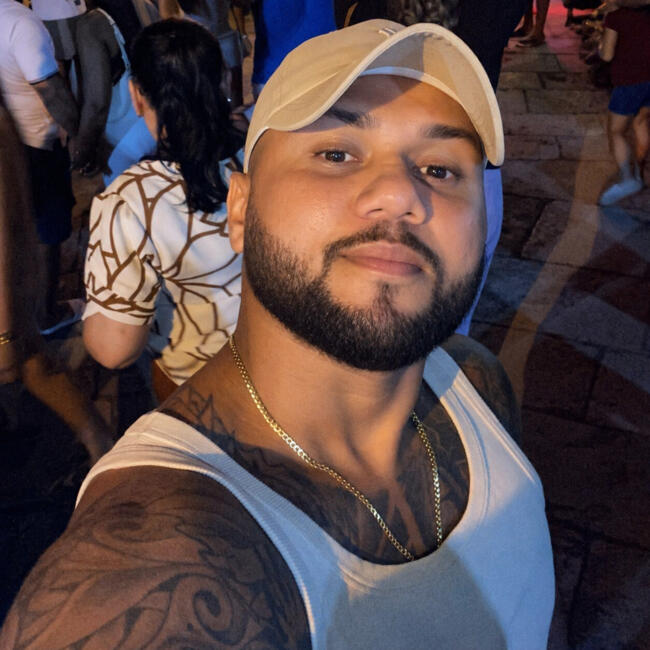 Emprego de babá em Manaus: Fabricio