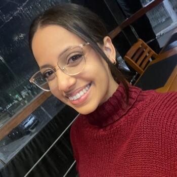 Babysitter Ribeirão das Neves: Amanda