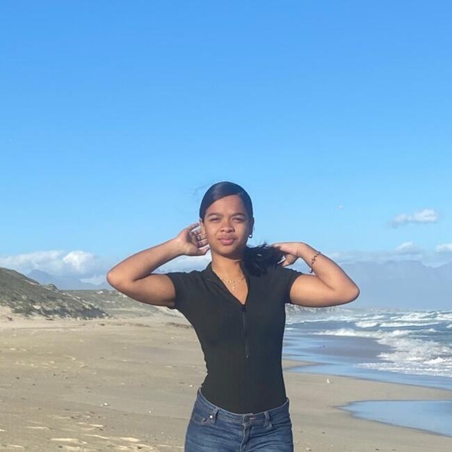 Babysitter in Mitchells Plain: Roxanne
