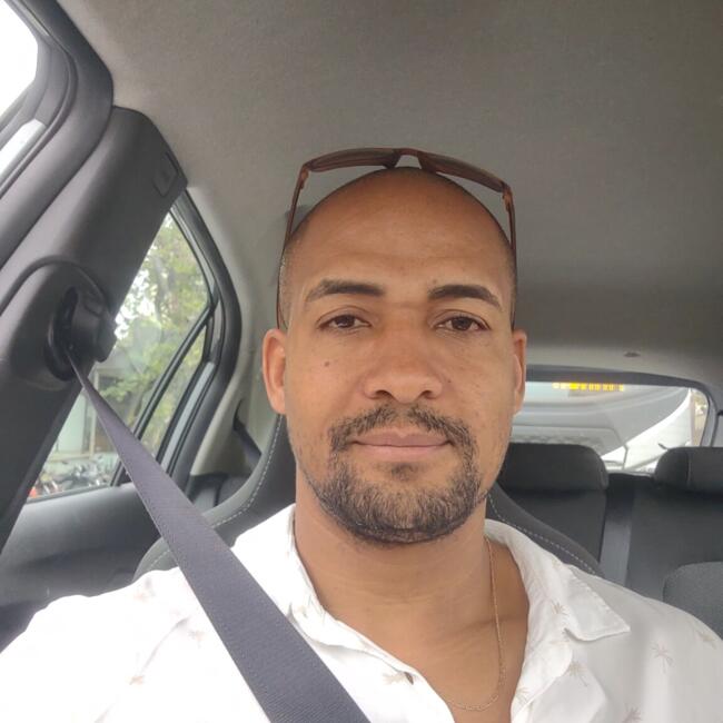 Babysitting job in Caraguatatuba: Edmilson