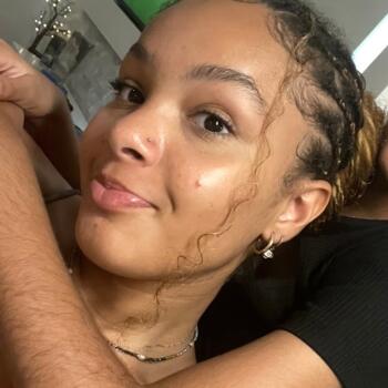 Babysitter in Porto: Viviane