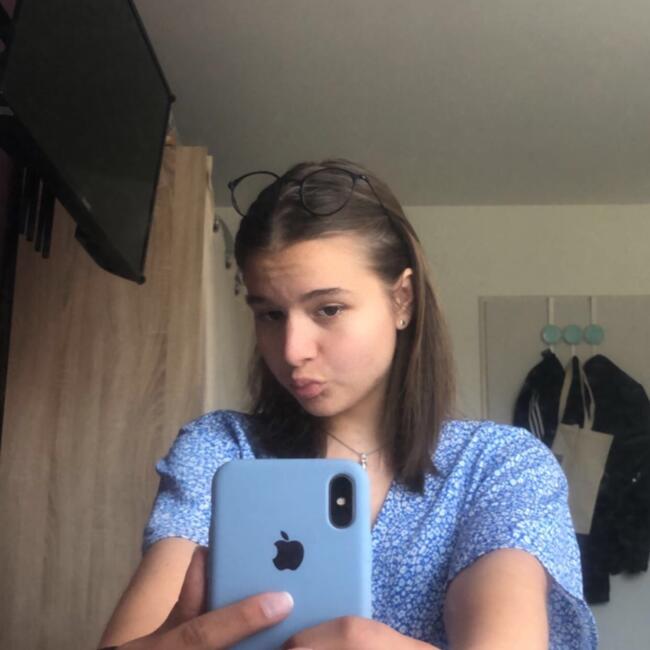 Babysitter in Talence: Romane