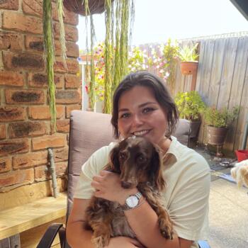 Babysitter in Melbourne: Kelly
