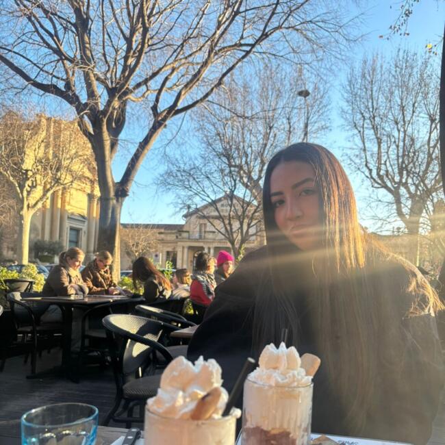 Babysitter in Nembro: Aya