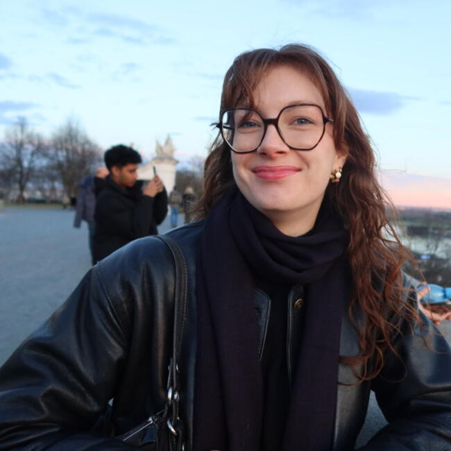 Babysitter in Vienna: Lilou