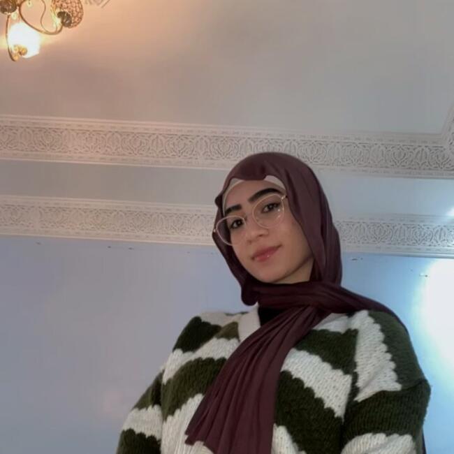 Babysitter in Béni Mellal: Hoda