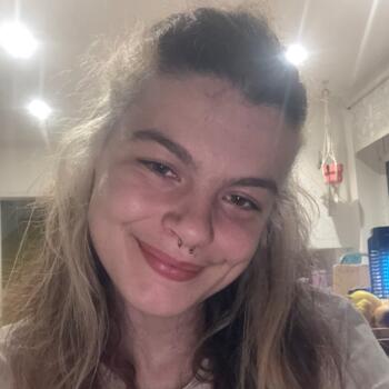 Babysitter em Londres: Keziah