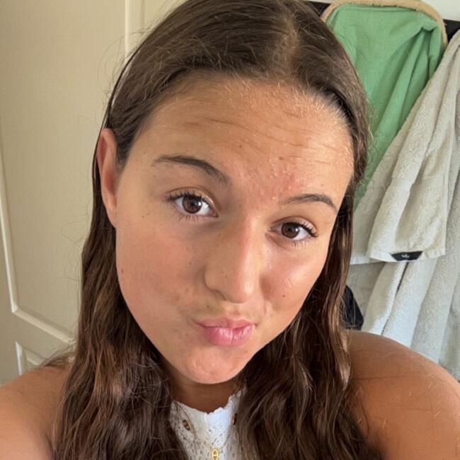 Babysitter in Pont-du-Château: Alizee