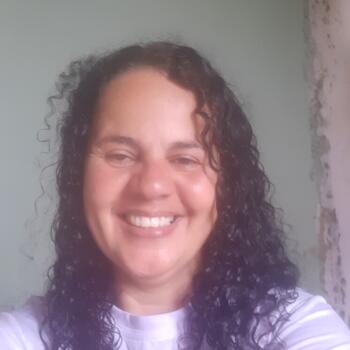 Babysitter in Peruíbe: Rose