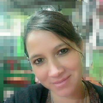 Babysitter in Moreno: Roxana