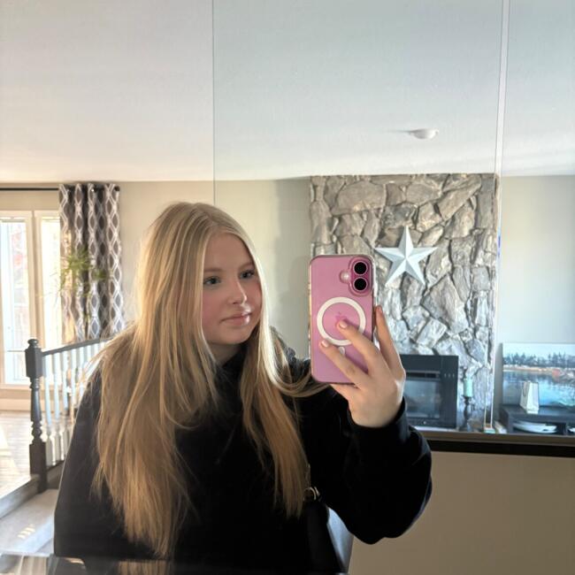 Babysitter in Kamloops: Addison