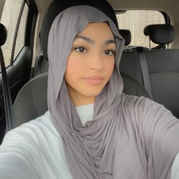 Niñera en Mánchester: Malika