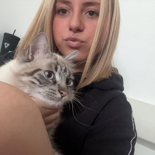Babysitter in Elna: Claodia