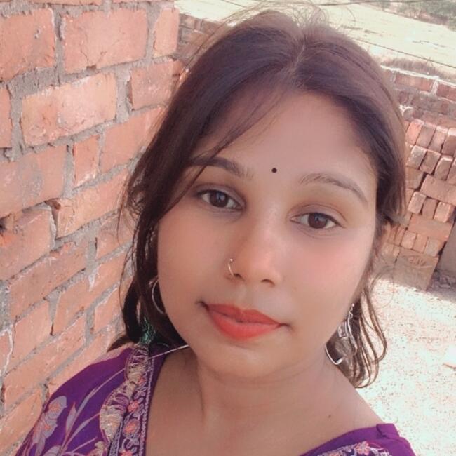 Tājpur में बेबीसिटर: Komal