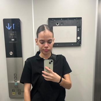 Babysitter in Le Havre: Shaïna