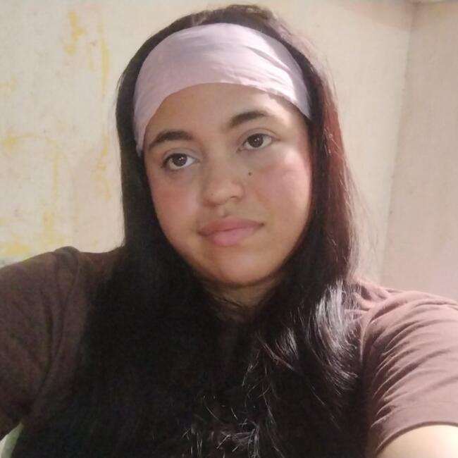 Babá em São Luís: Thalia