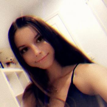 Babysitter Gold Coast: Taia