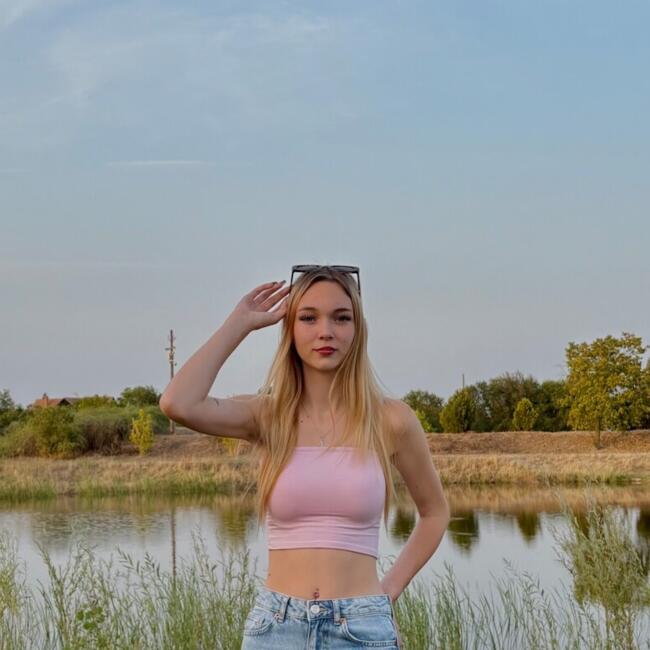 Babysitter in Rákóczifalva: Viki