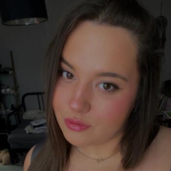 Babysitter in Saint-Nicolas (Wallonie): Mégan