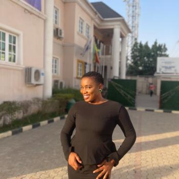 Babysitter in Abidjan: Precious