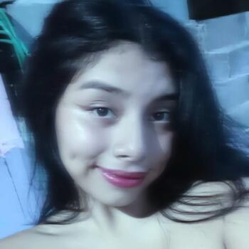 Niñera en Nuevo Emperador: Yessica