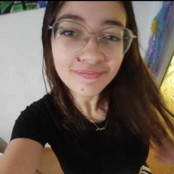 Babysitter in Burgos: Ángela