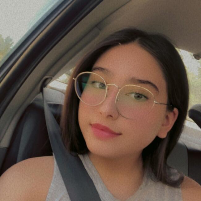 Babysitter in Alicante: Valentina