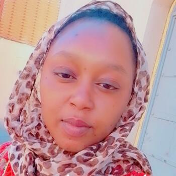 مربية أطفال في الدوحة: Freshir