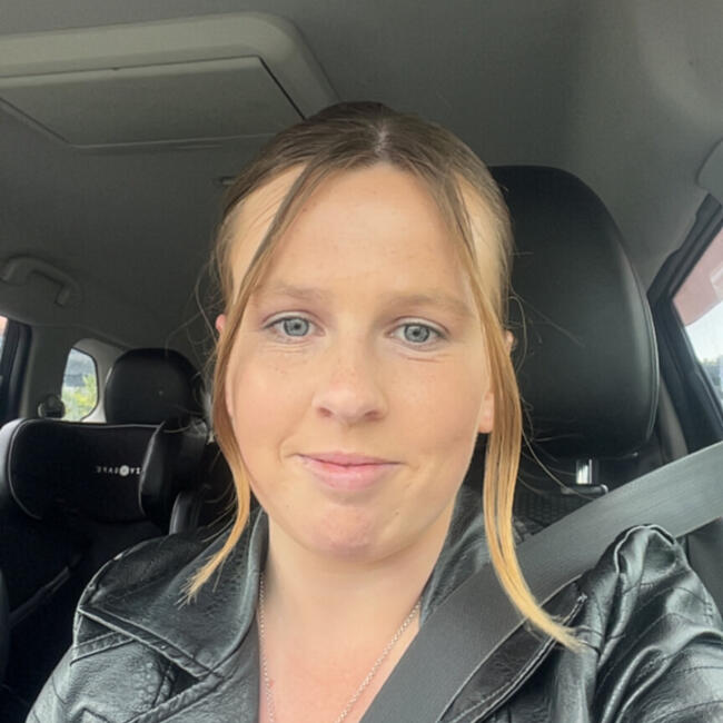 Babysitter in Invercargill: Jenna