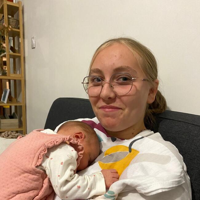 Babysitter in Romorantin-Lanthenay: Mady-Nina