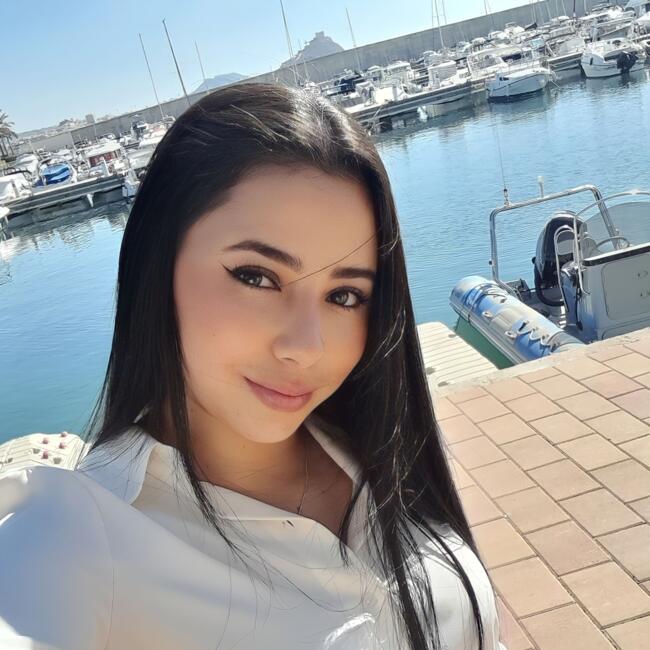 Niñera en Alicante: Natalia