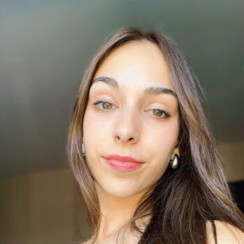 Babysitter στην περιοχή Beja: Letícia