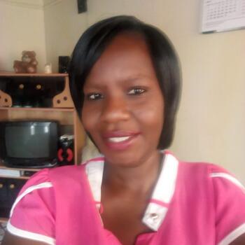 Babysitter Nairobi: Jane