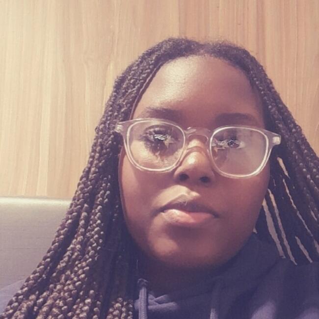 Baby-sitter in Edmonton: Luckness