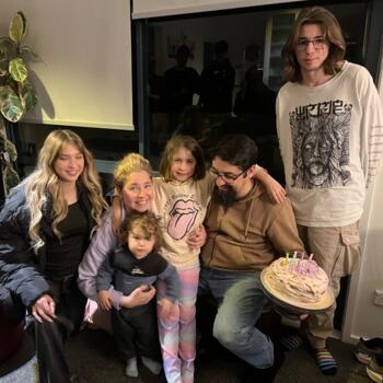 Δουλειά για babysitter στην περιοχή Ώκλαντ: δουλειά φύλαξης παιδιών Victoria