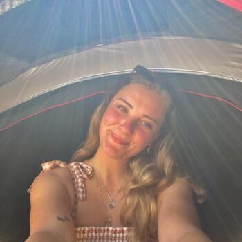 Babysitter in Cardiff: Gené