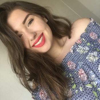 Babysitter Reims: Nina