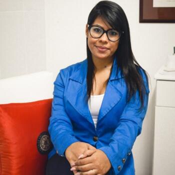 Babysitter em Matacães: Paula