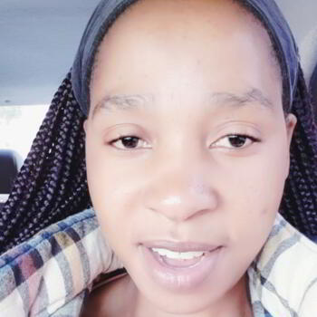 Babysitter in Cape Town: Milcahmoe