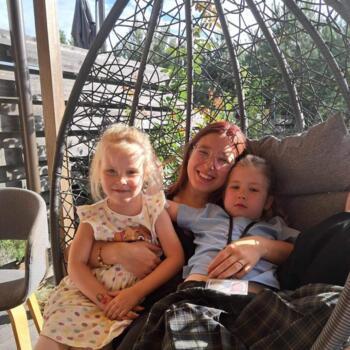 Babysitter in Etterbeek: Elena