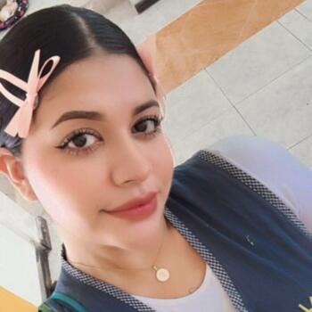 Babysitter in Playa del Carmen: Frida paola ficachi navarro