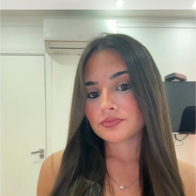 Babysitter in Santos: Manuela