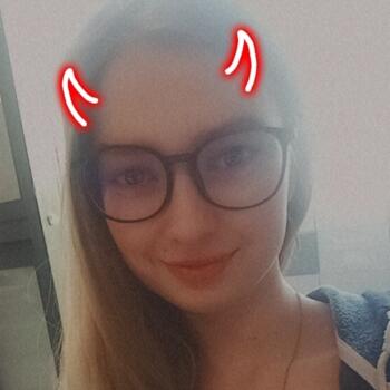 Babysitter in Clitheroe: Amber