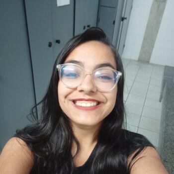 Babysitter in Salvador: Maria