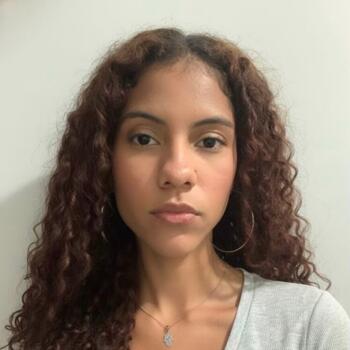 Babá em Recife: Tereza