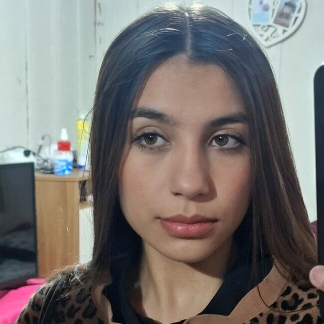 Babysitter in Curitiba: Kamily