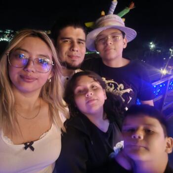 Parent Soyapango: Albert