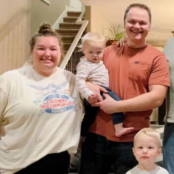 Babysitting job in Harrisonburg: babysitting job Thomas